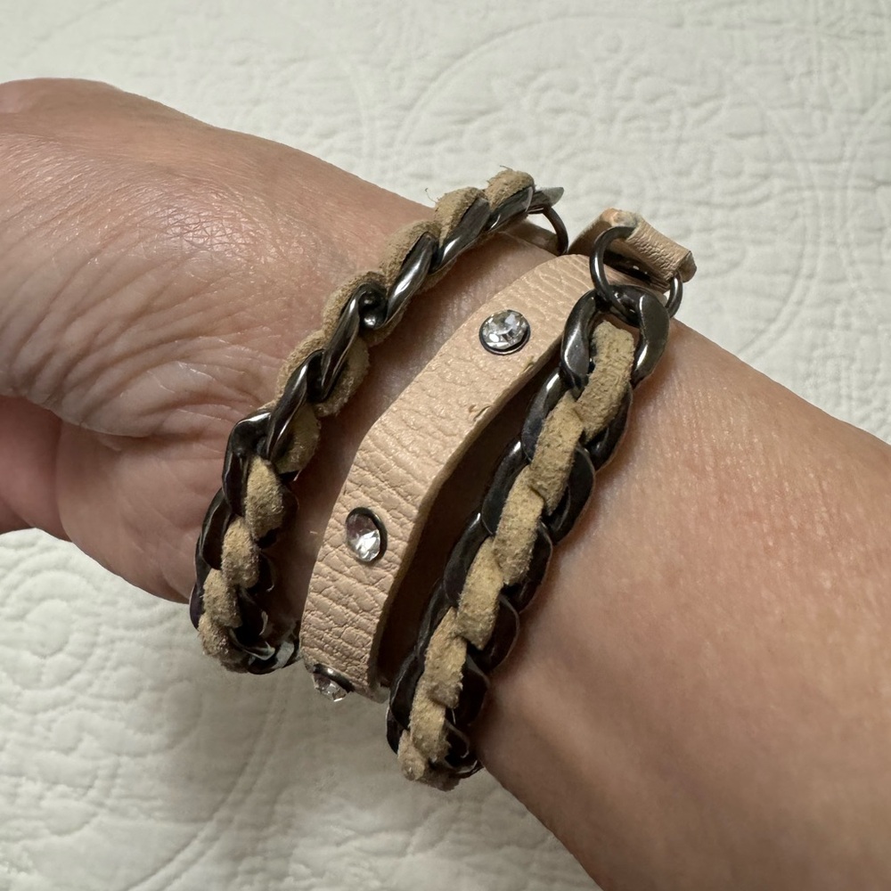 Bracelet